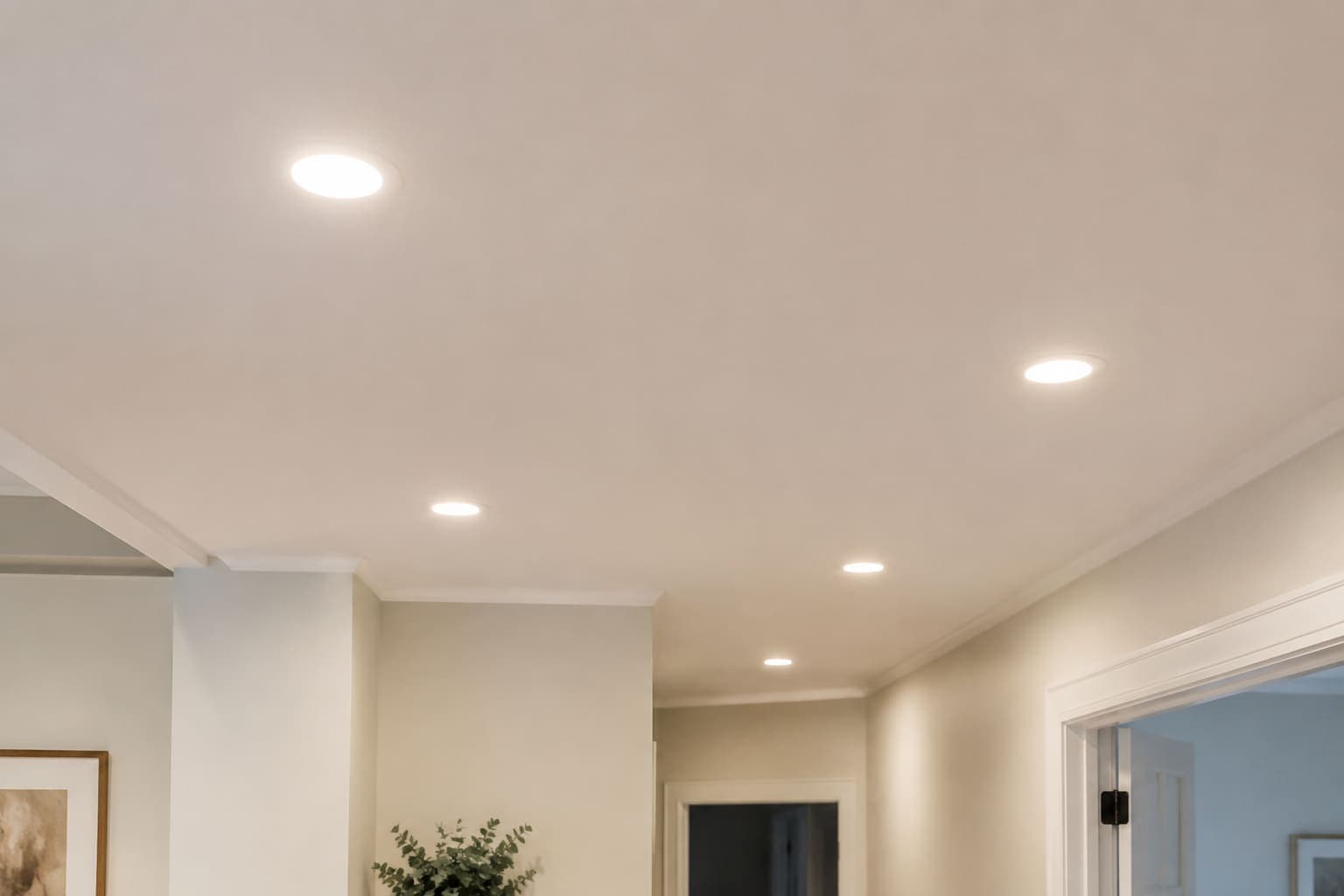 Recessed LED downlight